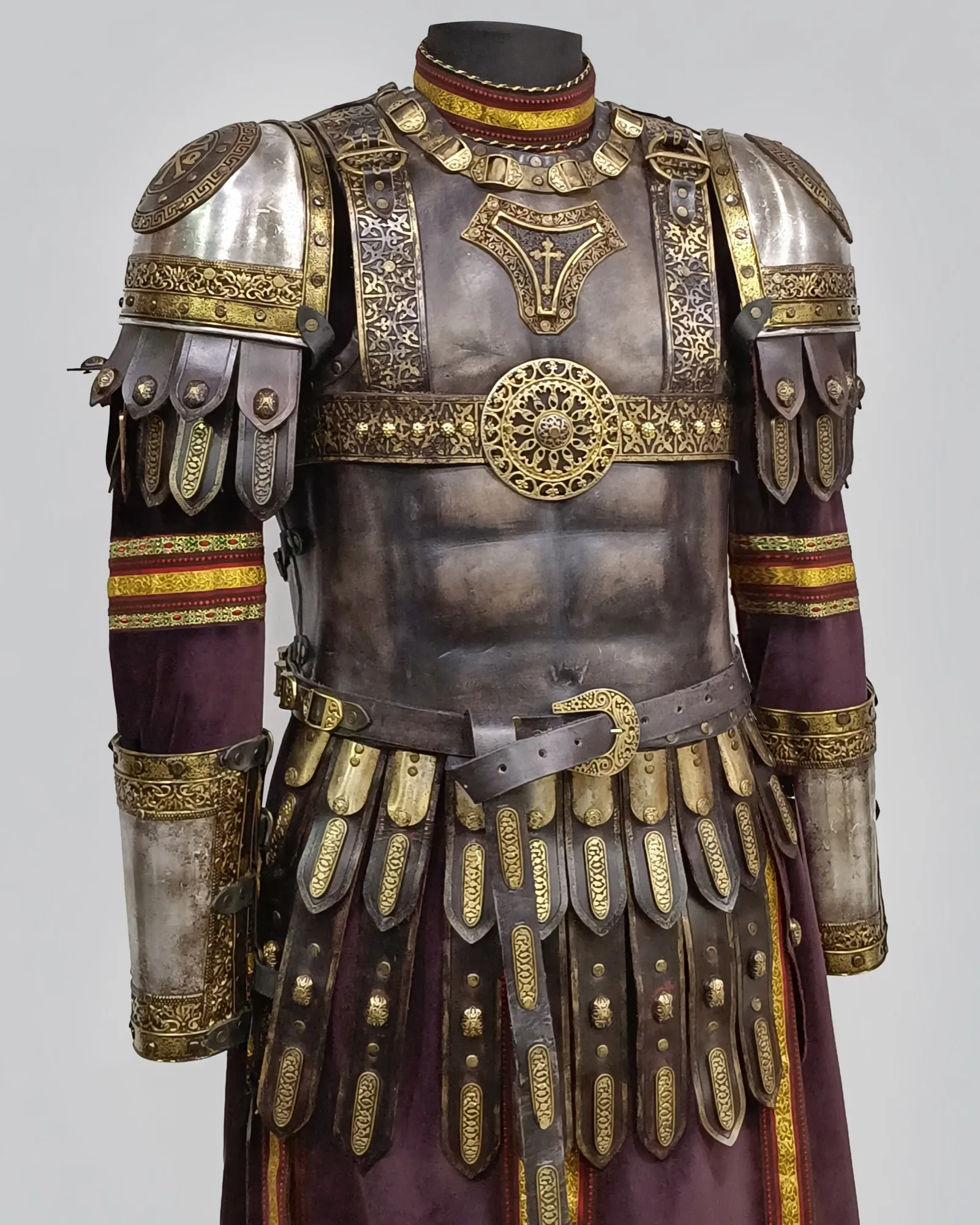 Mehmed: Fetihler Sultanı dizisi için yapılan Doğu Roma komutan zırhı (4/6) — Sinan Saraçoğlu