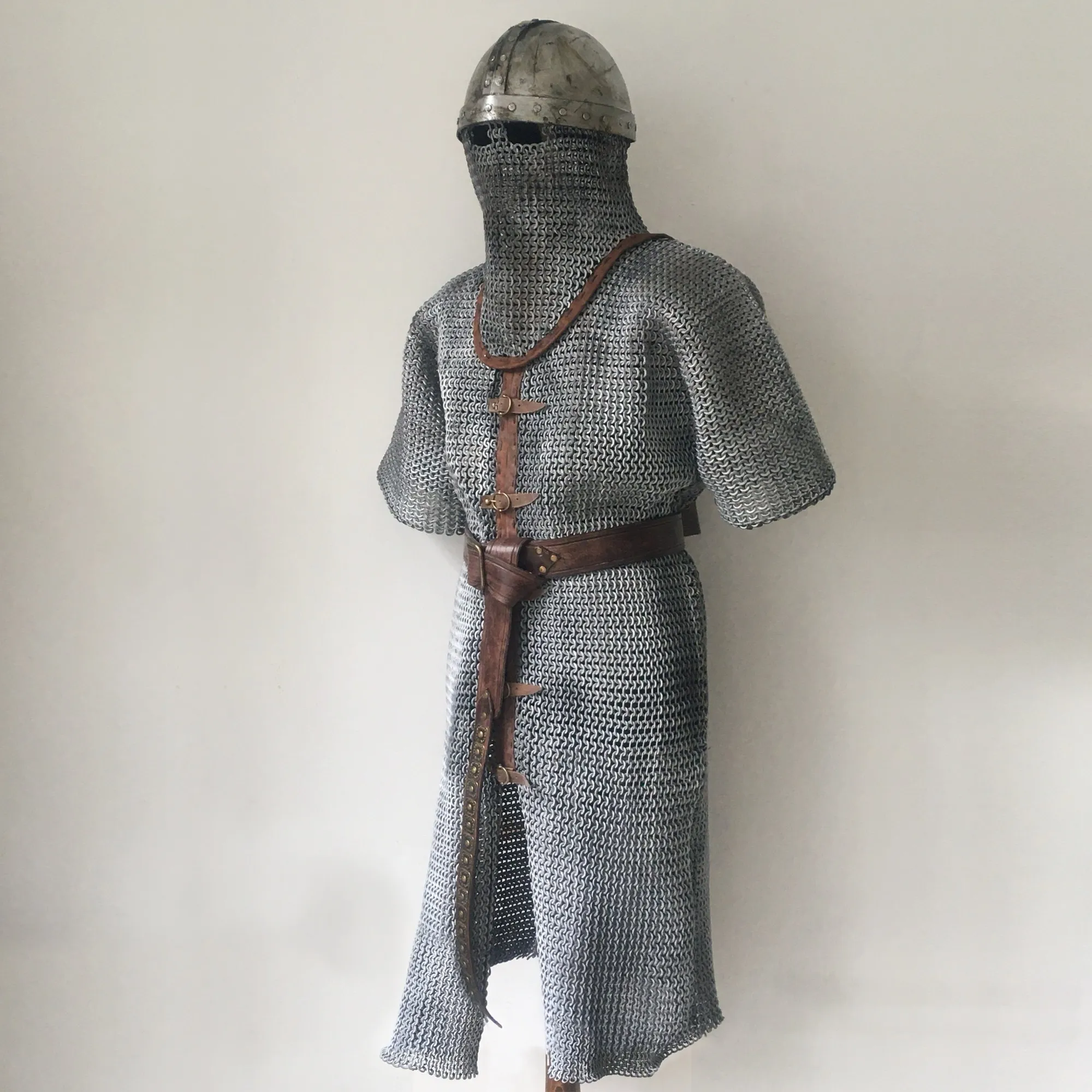 Zincir zırh ve kapalı miğfer (2/3) — Sinan Saraçoğlu